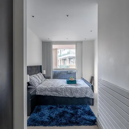 Modern & Cosy Flat In Kingston Apartment Kingston upon Thames  Exterior photo