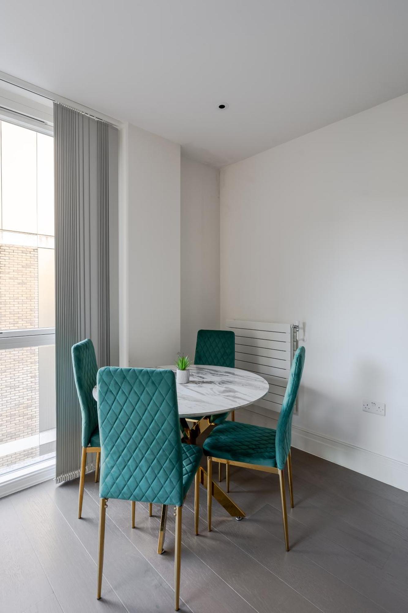 Modern & Cosy Flat In Kingston Apartamento